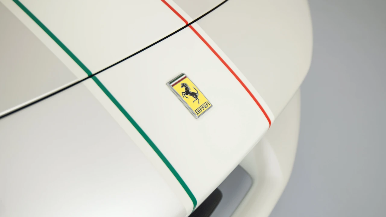 2025 Ferrari 296 GTS - Image 13 of 31