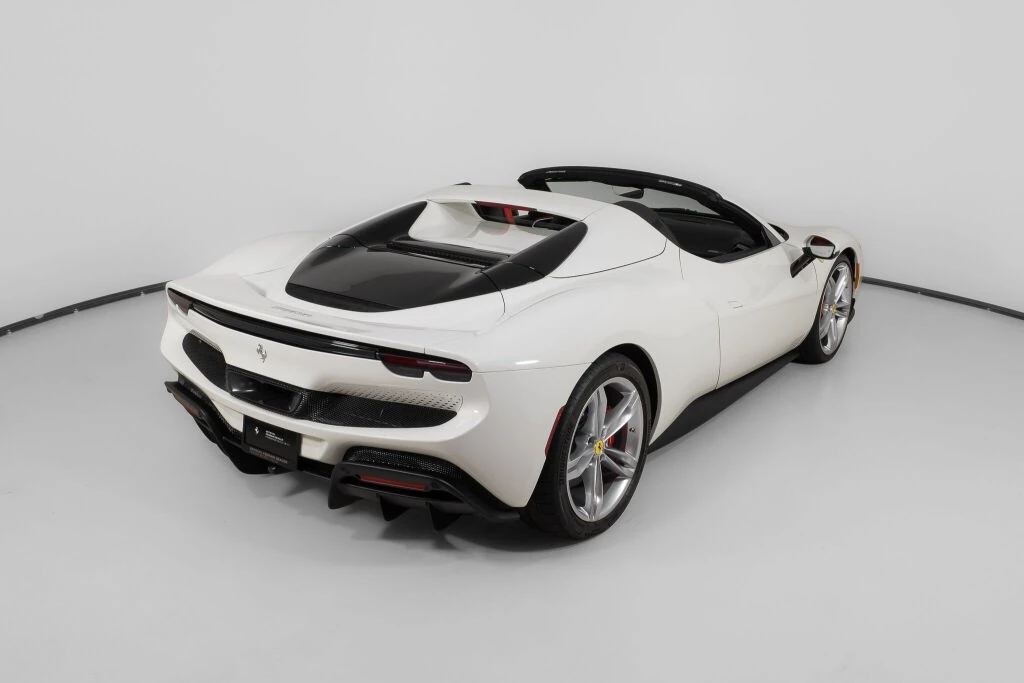 2025 Ferrari 296 GTS - Image 9 of 31