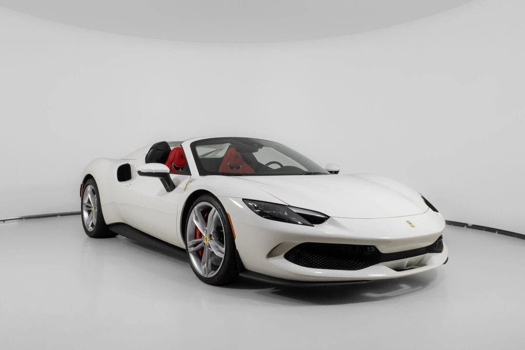 2025 Ferrari 296 GTS - Image 11 of 31