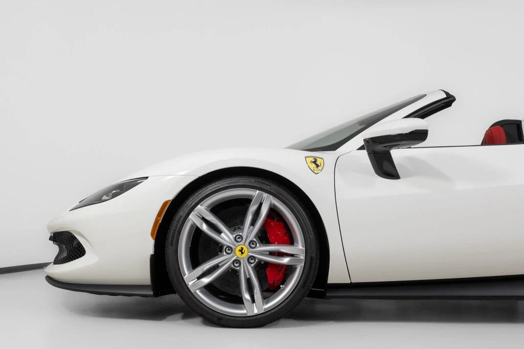 2025 Ferrari 296 GTS - Image 15 of 31