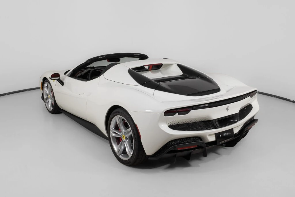 2025 Ferrari 296 GTS - Image 5 of 31