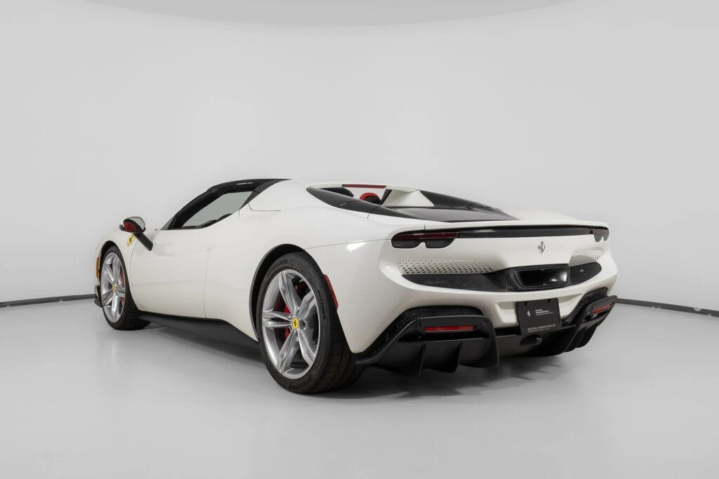 2025 Ferrari 296 GTS - Image 4 of 31