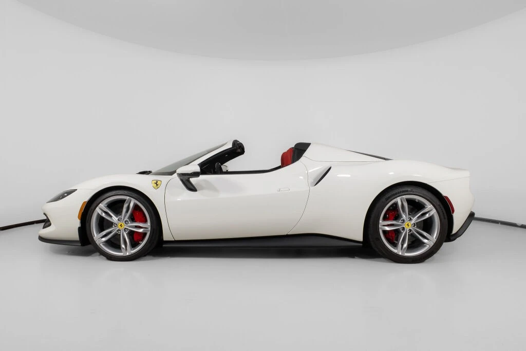 2025 Ferrari 296 GTS - Image 3 of 31