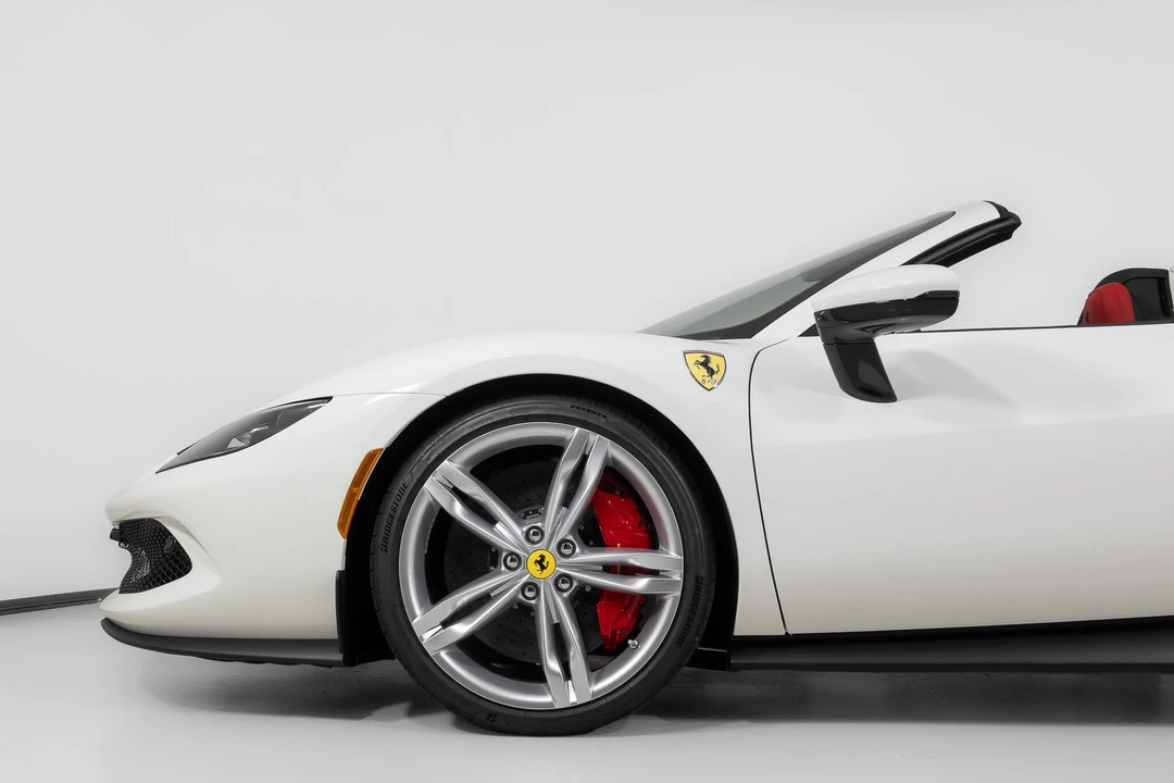2025 Ferrari 296 GTS - Image 15 of 31