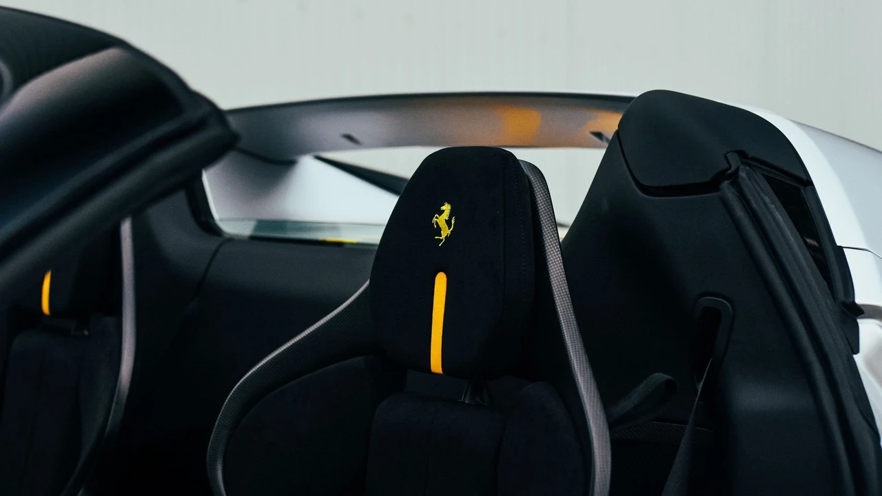 2025 Ferrari 296 GTS - Image 7 of 31