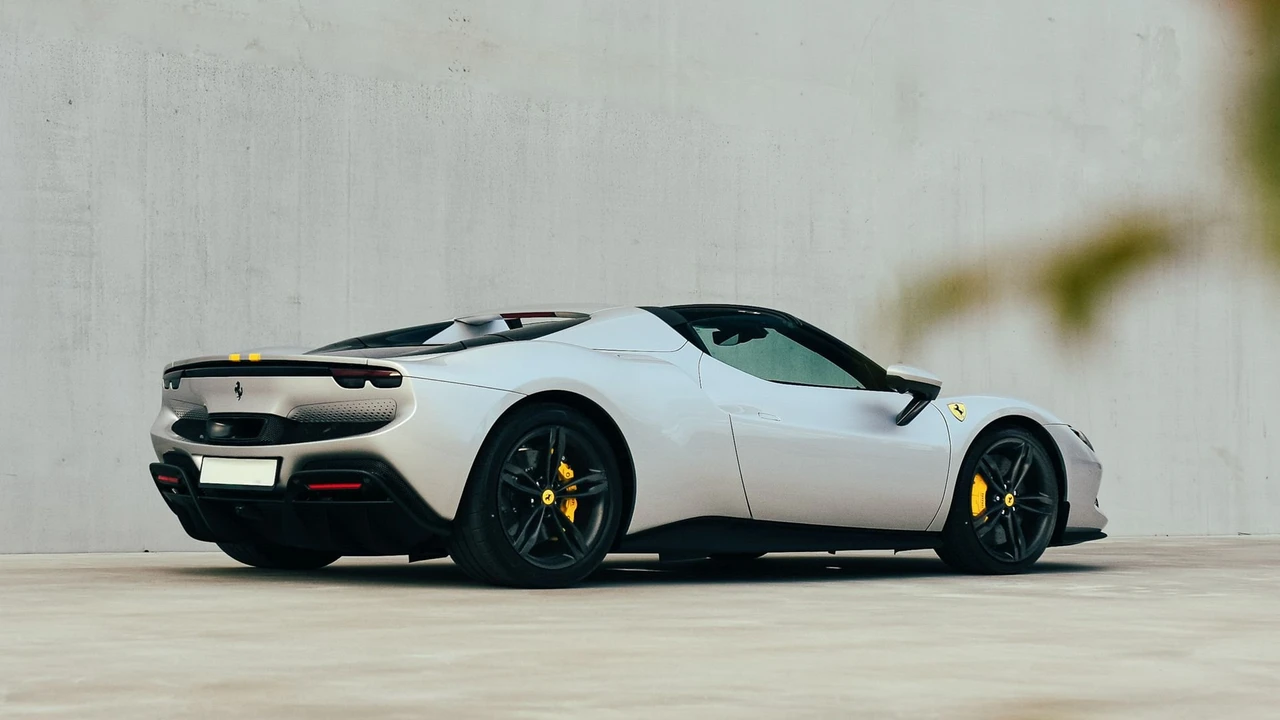 2025 Ferrari 296 GTS - Image 12 of 31