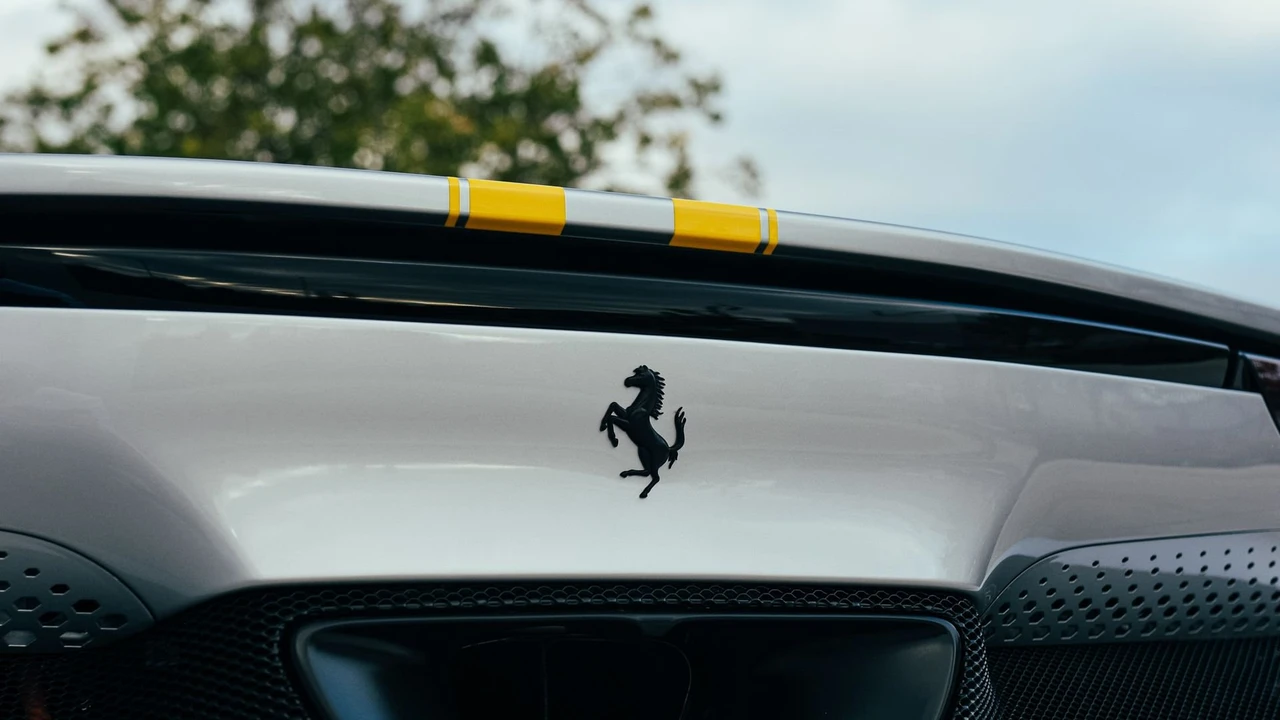 2025 Ferrari 296 GTS - Image 29 of 31