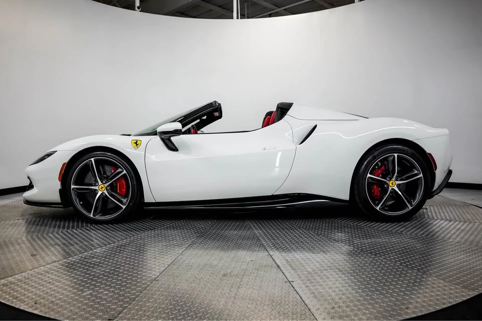2025 Ferrari 296 GTS - Image 3 of 20