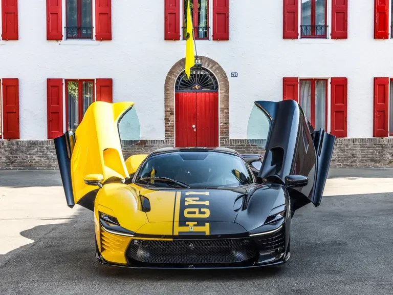 2025 Ferrari Daytona SP3 - Image 7 of 22