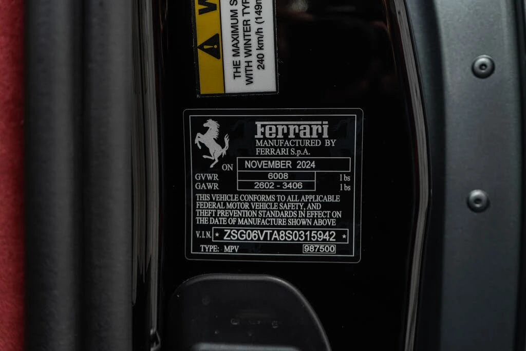 2025 Ferrari Purosangue - Image 19 of 31
