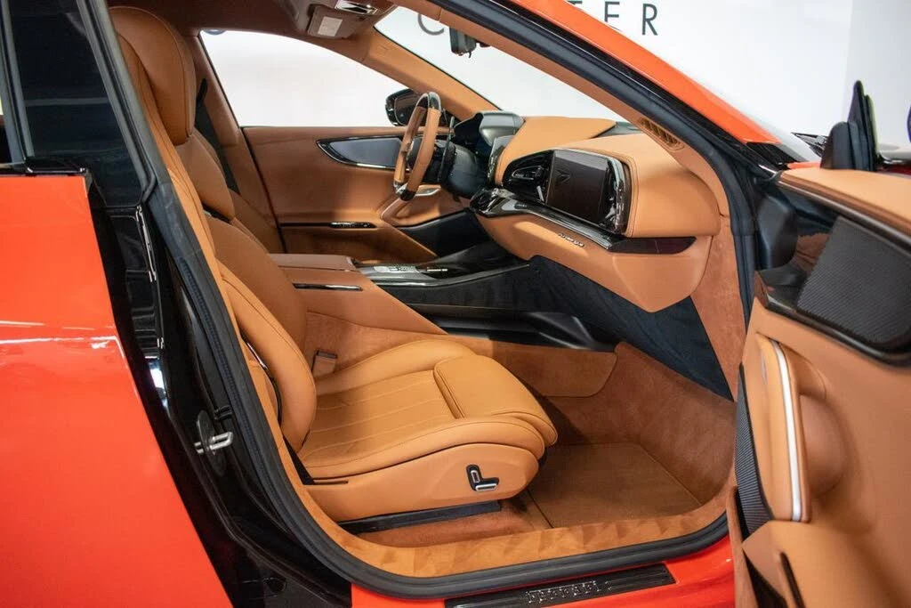 2025 Ferrari Purosangue - Image 20 of 31