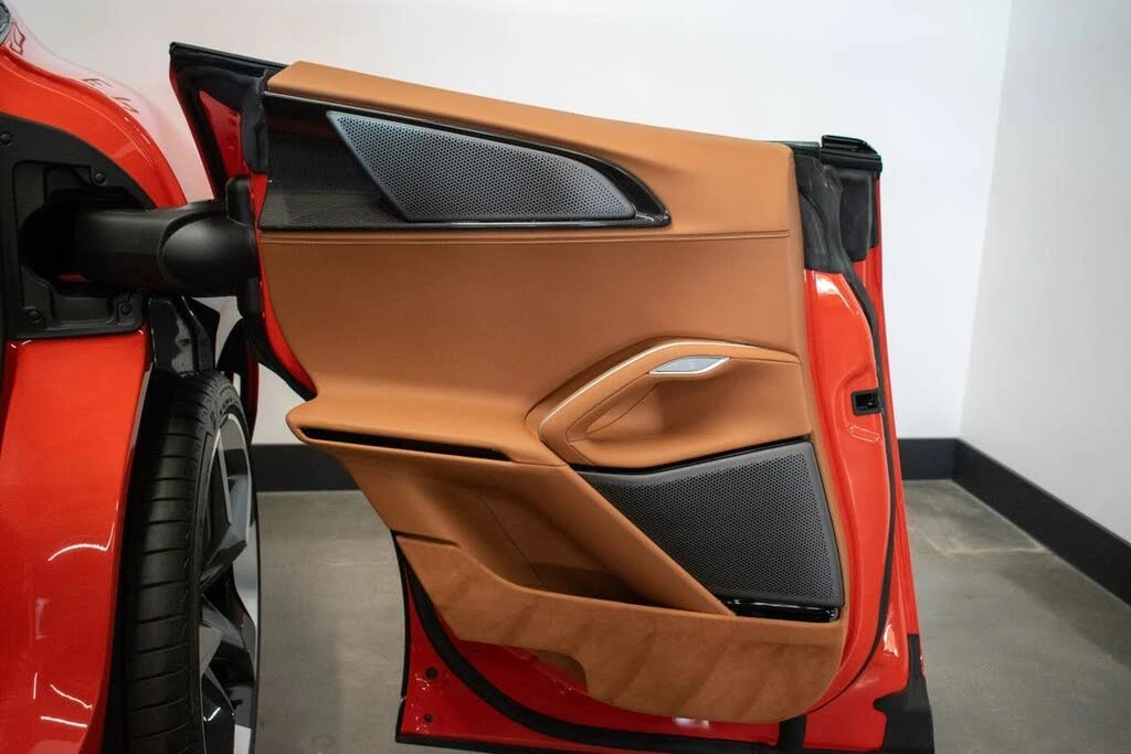 2025 Ferrari Purosangue - Image 18 of 31
