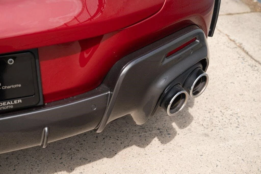 2025 Ferrari Purosangue - Image 30 of 31