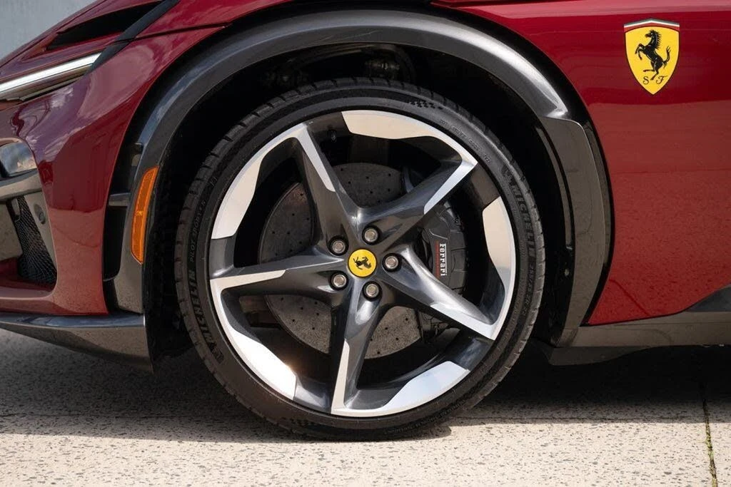 2025 Ferrari Purosangue - Image 18 of 31