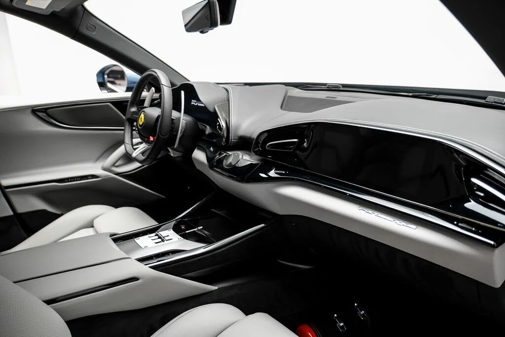 2025 Ferrari Purosangue - Image 13 of 31