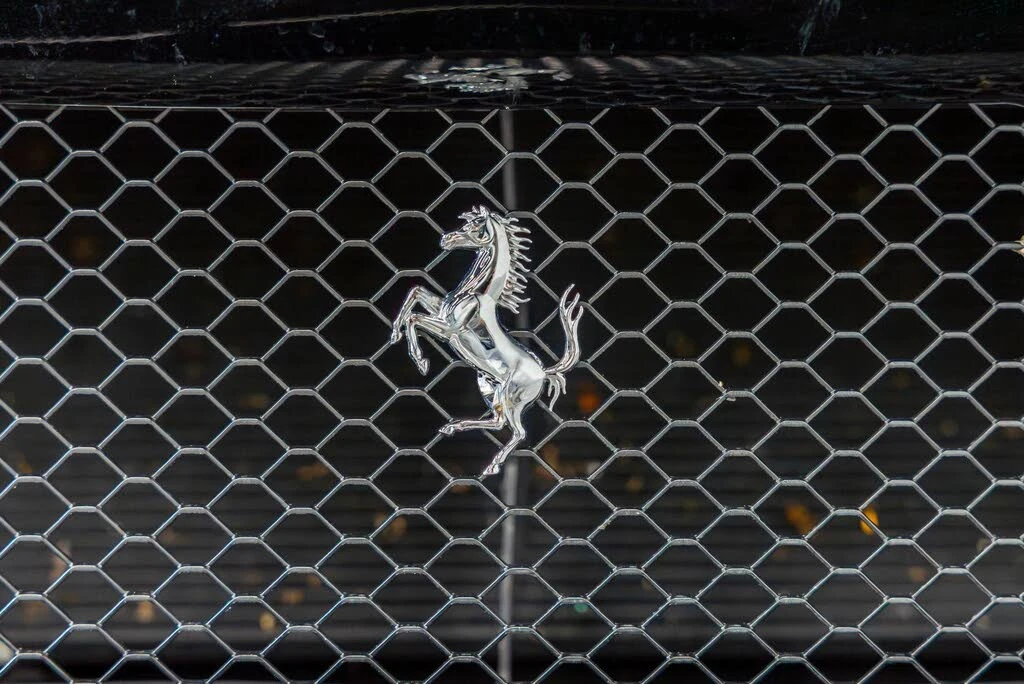 2025 Ferrari Purosangue - Image 19 of 31