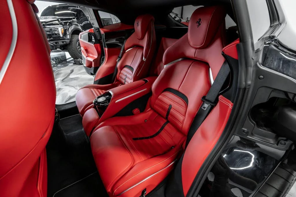 2025 Ferrari Purosangue - Image 3 of 31