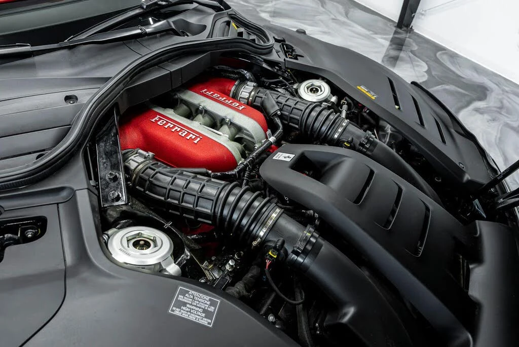 2025 Ferrari Purosangue - Image 7 of 31