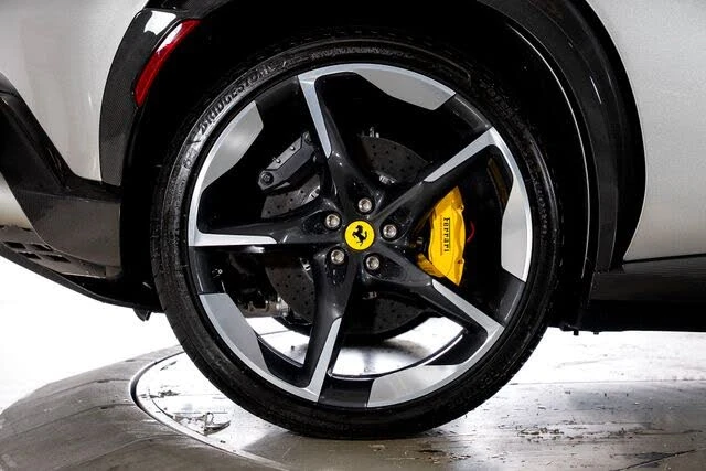 2025 Ferrari Purosangue - Image 19 of 31
