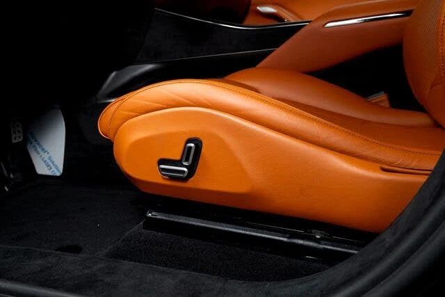 2025 Ferrari Purosangue - Image 25 of 31