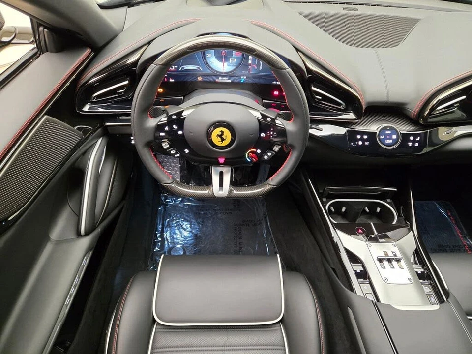 2025 Ferrari Purosangue - Image 18 of 31