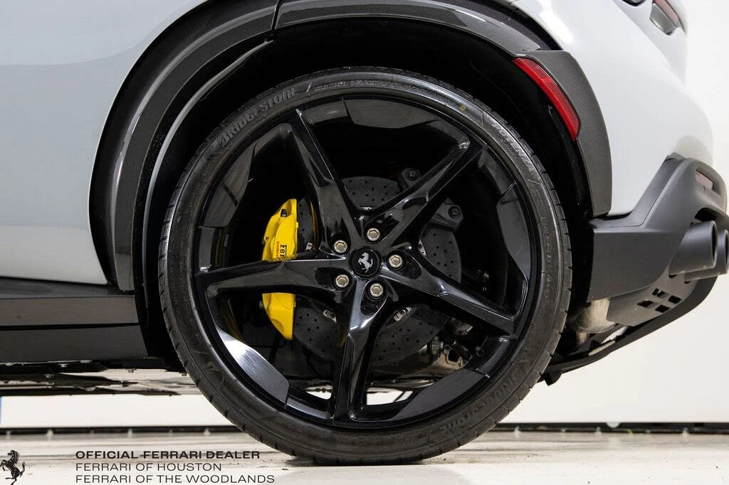 2025 Ferrari Purosangue - Image 25 of 31