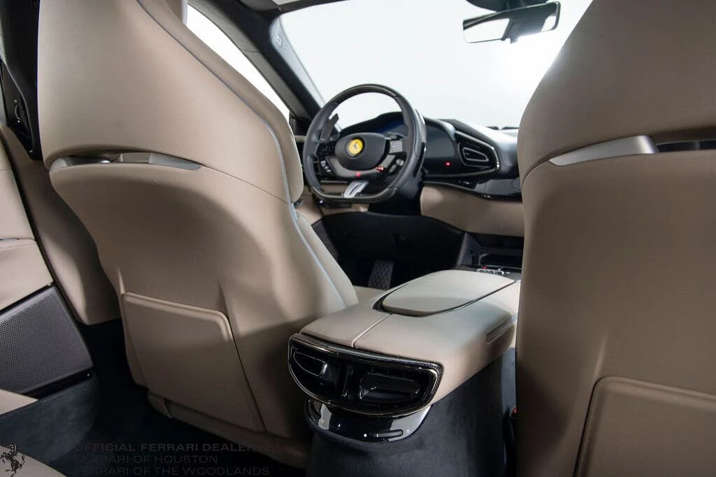 2025 Ferrari Purosangue - Image 17 of 31
