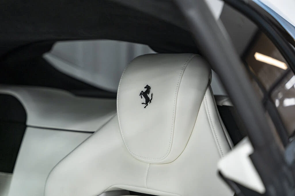2025 Ferrari Purosangue - Image 26 of 31