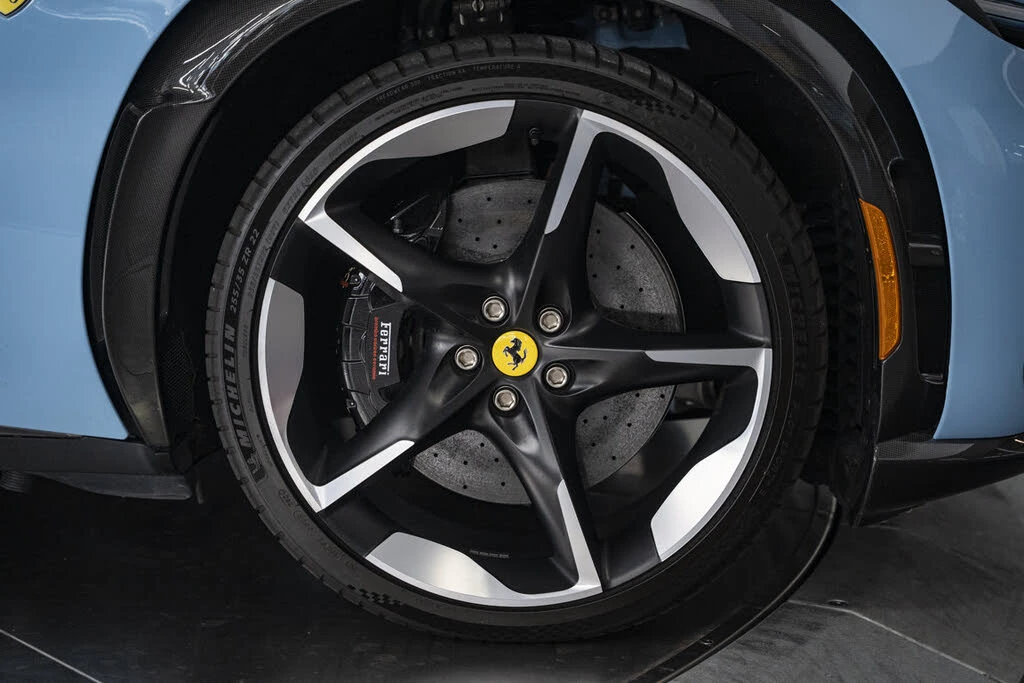 2025 Ferrari Purosangue - Image 18 of 31