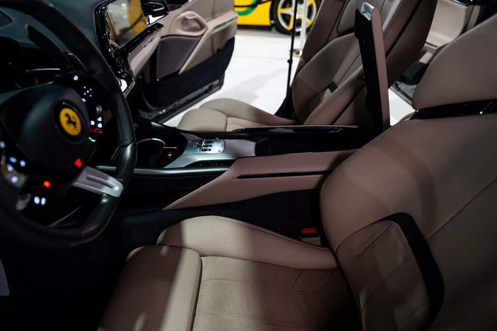 2025 Ferrari Purosangue - Image 26 of 31