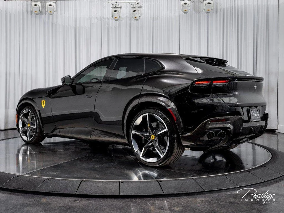 2025 Ferrari Purosangue - Image 15 of 31