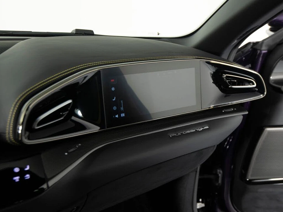 2025 Ferrari Purosangue - Image 23 of 31