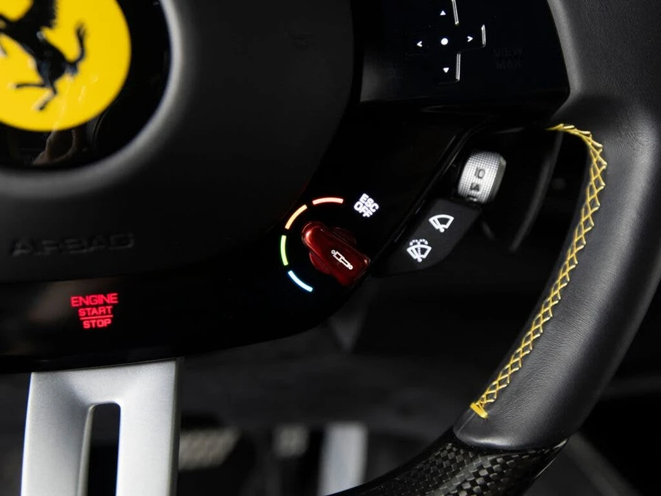 2025 Ferrari Purosangue - Image 15 of 31