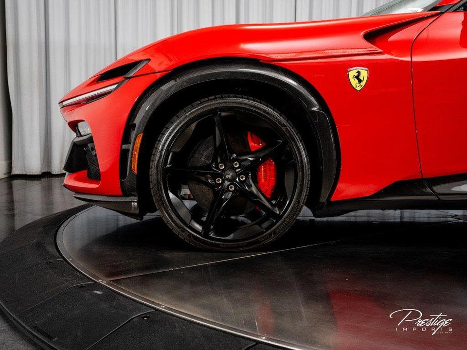 2025 Ferrari Purosangue - Image 19 of 31
