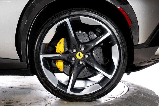 2025 Ferrari Purosangue - Image 18 of 31