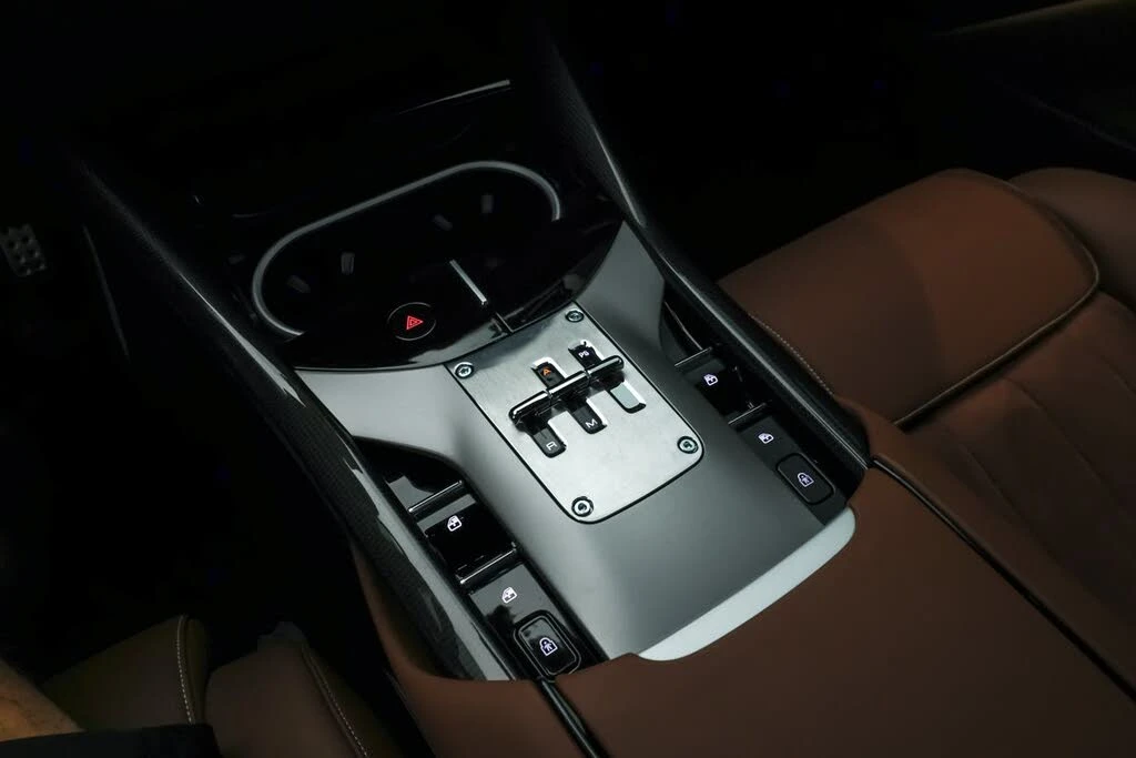 2025 Ferrari Purosangue - Image 11 of 31