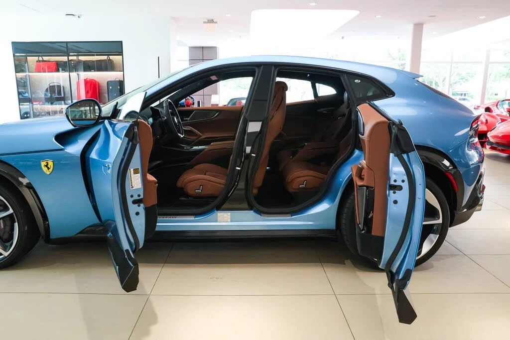 2025 Ferrari Purosangue - Image 20 of 31