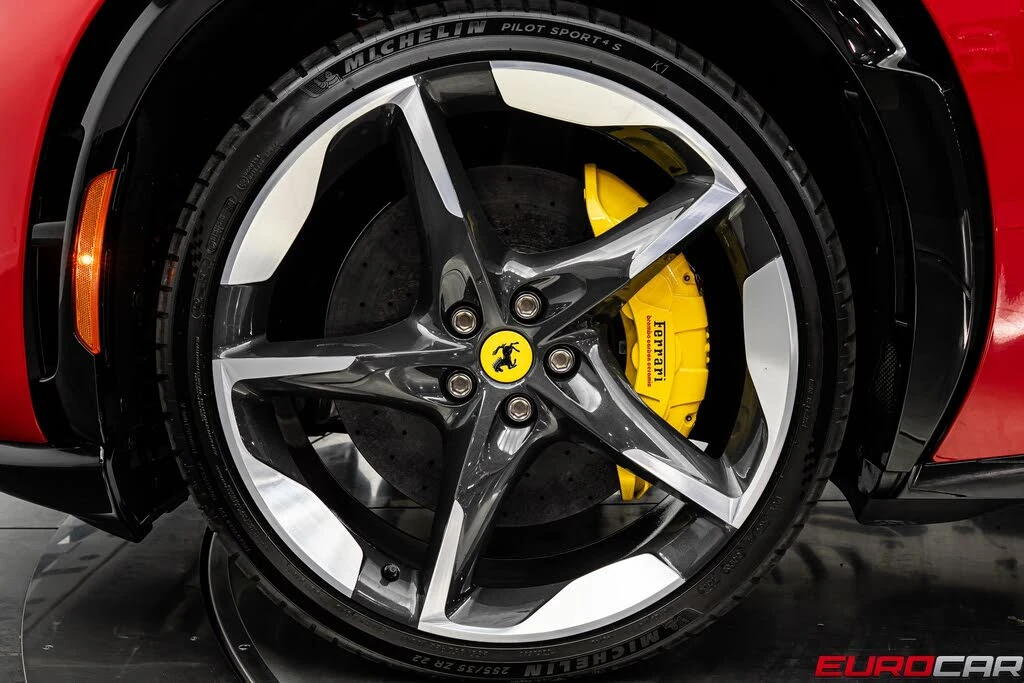 2025 Ferrari Purosangue - Image 27 of 31