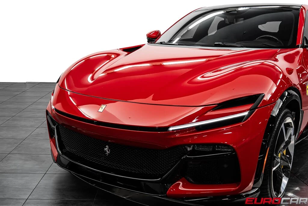 2025 Ferrari Purosangue - Image 16 of 31