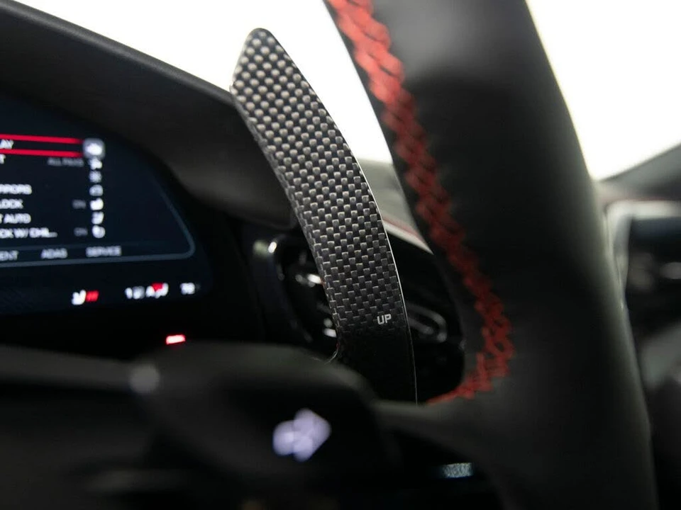 2025 Ferrari Purosangue - Image 23 of 31
