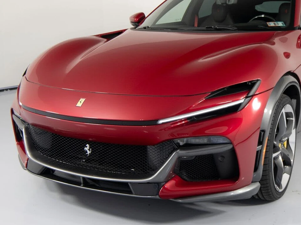 2025 Ferrari Purosangue - Image 8 of 31