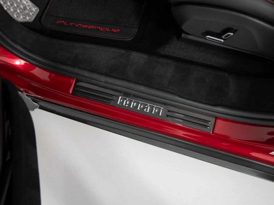 2025 Ferrari Purosangue - Image 17 of 31