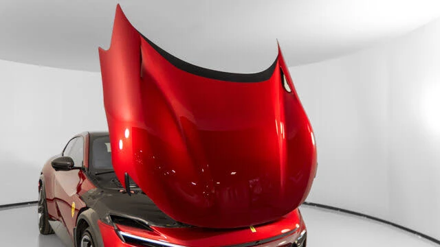 2025 Ferrari Purosangue - Image 15 of 20
