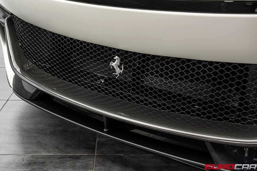 2025 Ferrari Purosangue - Image 15 of 31