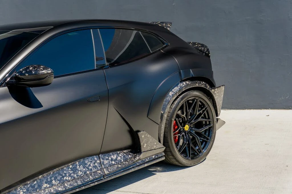 2025 Ferrari Purosangue - Image 26 of 31