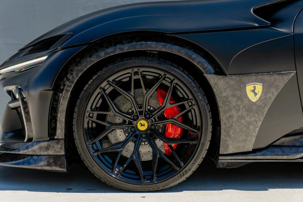 2025 Ferrari Purosangue - Image 18 of 31