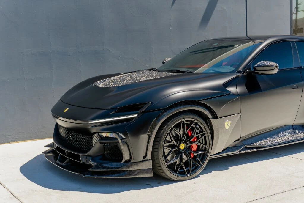 2025 Ferrari Purosangue - Image 19 of 31