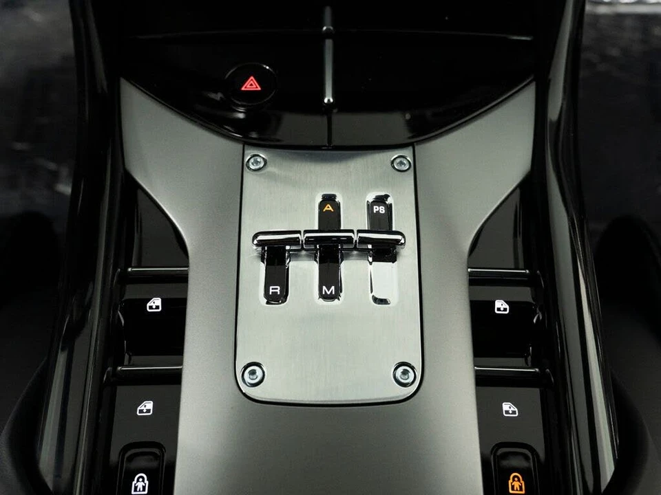 2025 Ferrari Purosangue - Image 22 of 31