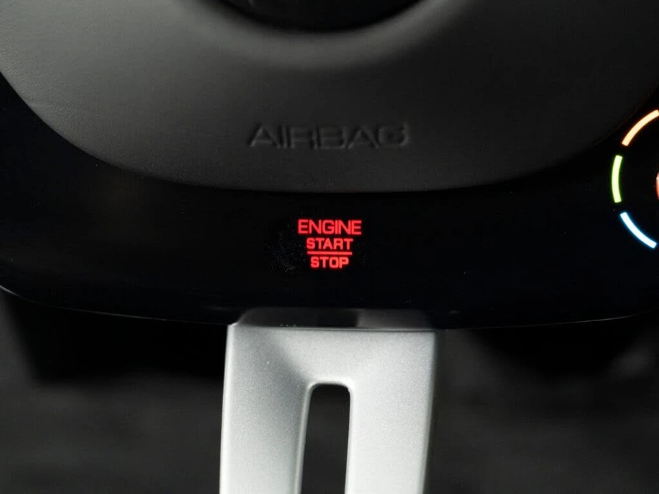 2025 Ferrari Purosangue - Image 29 of 31
