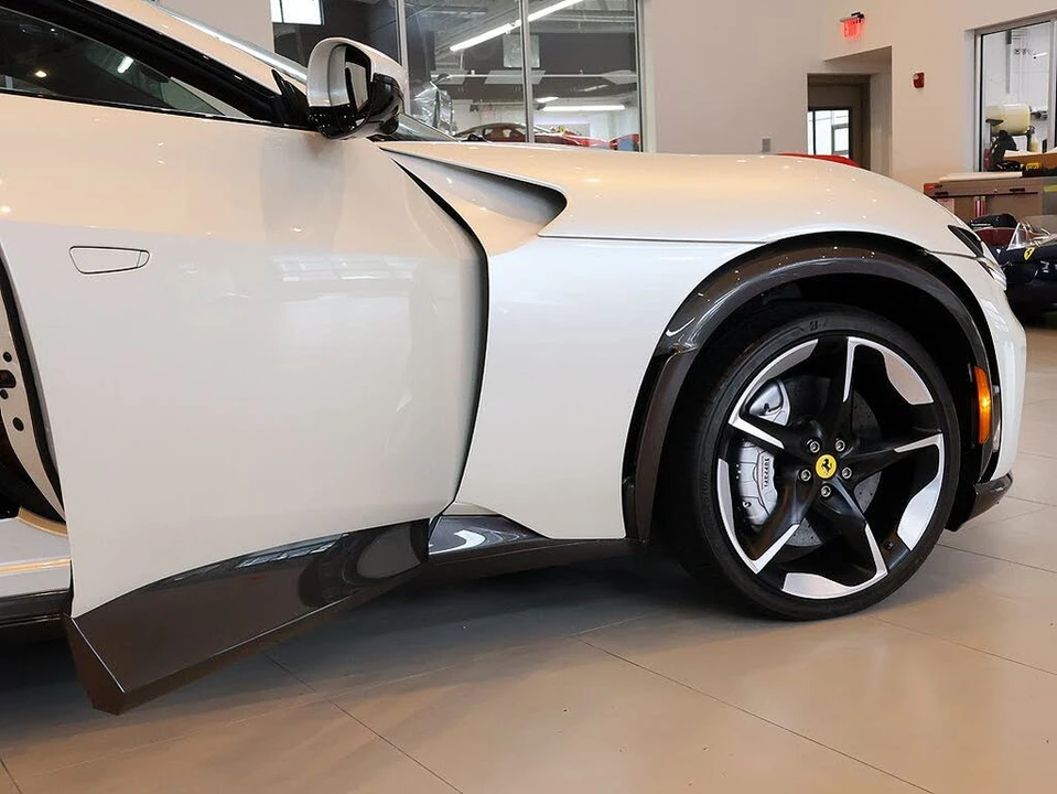 2025 Ferrari Purosangue - Image 22 of 31